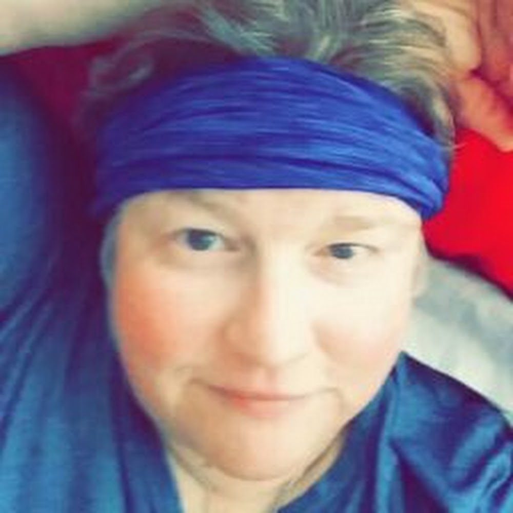 Meet your Posher, Tina